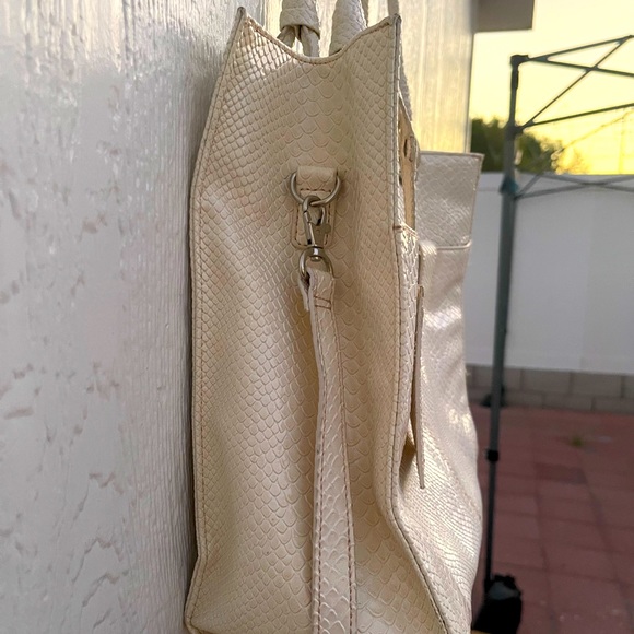 Wilson Leather Snake Skin Patent Leather cream Tote Bag - Picture 7 of 16
